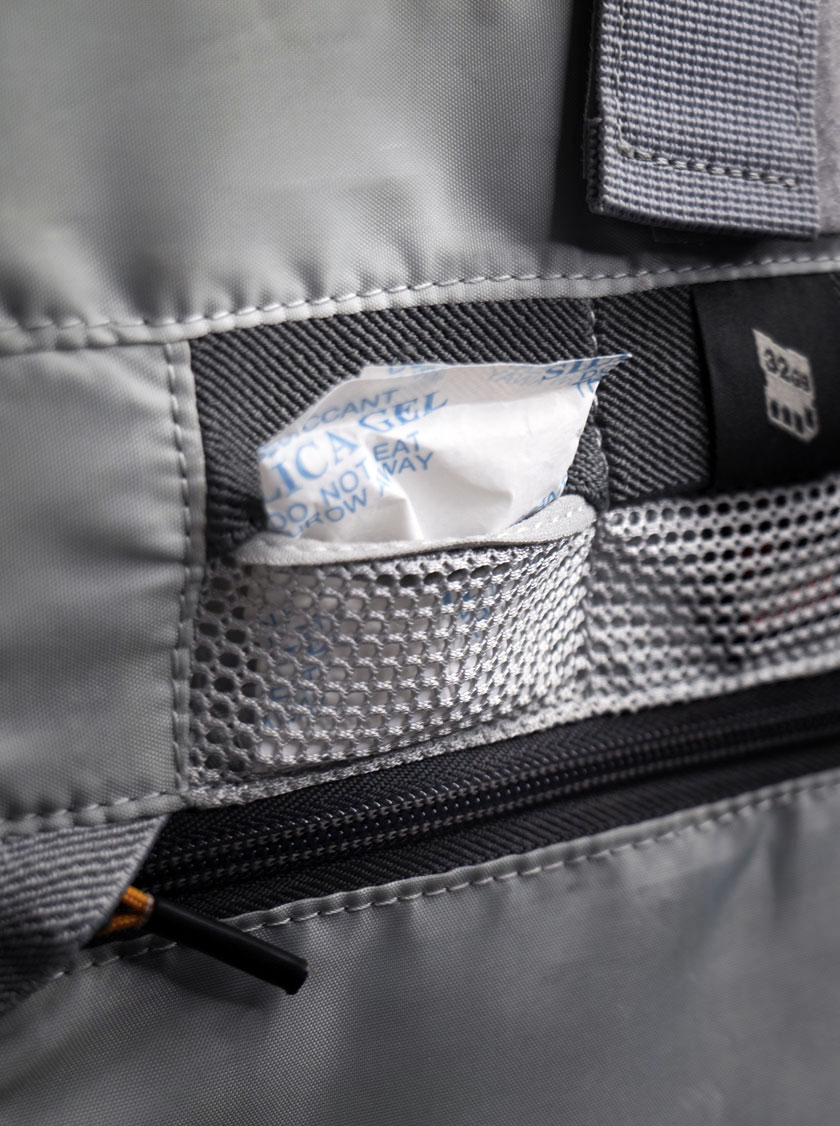 Silica_In_Bag_Crop